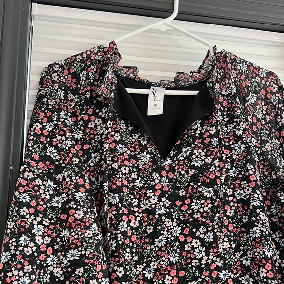 Floral Dress - Picture 2 of 3